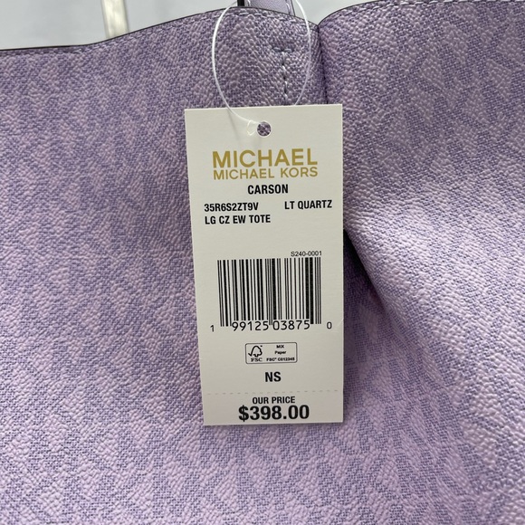 MICHAEL KORS Carson Large Signature Logo CZ Shoulder Tote Bag
Light Quartz
NWT - Picture 12 of 16